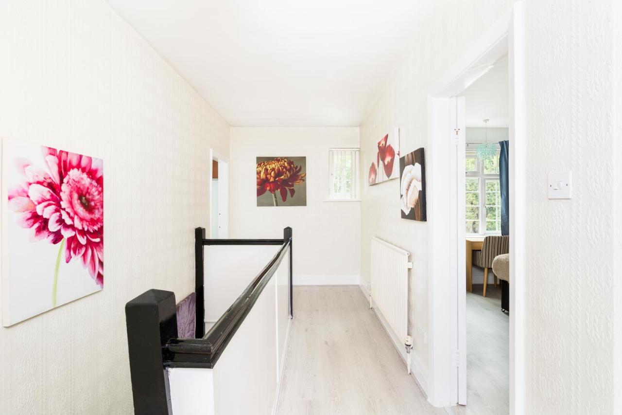 Beautiful 6 Bedroom House For 17 Guests Next To Edgbaston Stadium バーミンガム エクステリア 写真